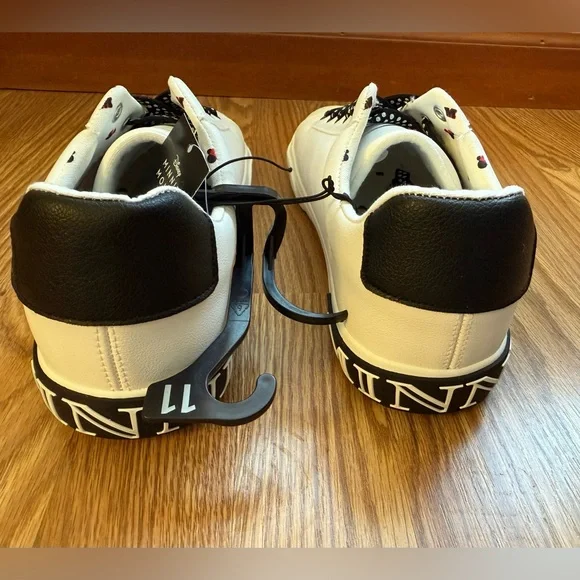 Disney Groundup Women’s Size 11 Minnie Mouse sneakers shoes New polka dot laces - Picture 5 of 9